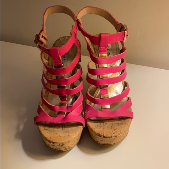 Cute Cork platforms - Picture 2 of 3